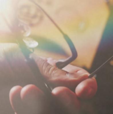 隱形眼鏡價格：日拋隱形眼鏡、月拋隱形眼鏡、海昌日拋哪種更實惠